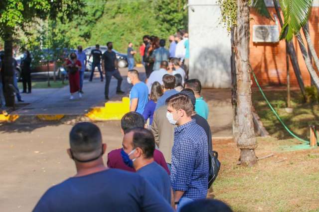 Policiais testam negativo, mas suspeitas entre servidores da Segurança são 49