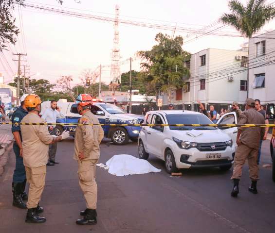 Testemunha conta que policiais morreram ap&oacute;s perguntarem sobre ouro a assassino