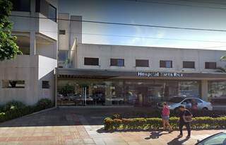 Idoso estava internado em UTI do hospital particular Santa Rita, em Dourados. (Foto: Reprodução)