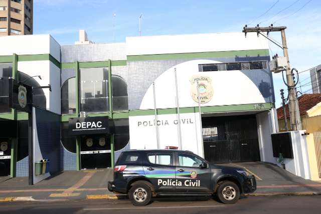 Estelionat&aacute;rio pega cart&atilde;o de mulher e gasta mais de R$ 10 mil 