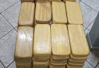 Homem &eacute; preso com R$ 3 milh&otilde;es em coca&iacute;na pronta para transporte