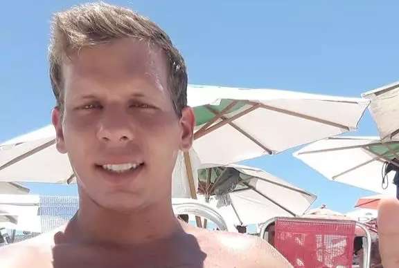 Investiga&ccedil;&atilde;o sobre &quot;tribunal do crime&quot; leva pol&iacute;cia a capturar oito pessoas