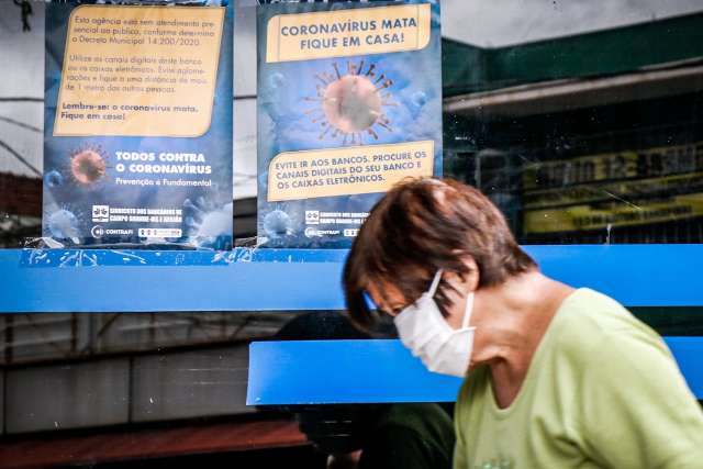 Brasil registra 1.338 mortes por covid, 2&ordm; maior registro em 24h