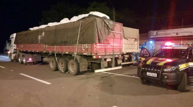 PRF apreende 307 kg de coca&iacute;na em carga de fertilizantes na BR-262