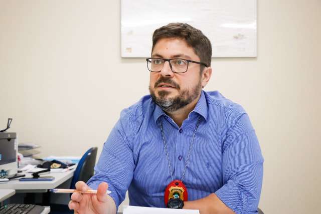 Pol&iacute;cia analisa c&acirc;meras para chegar a assassino de homem morto a facada 