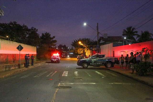 Gr&aacute;vida que esfaqueou namorado at&eacute; a morte tentou matar companheiro em 2011