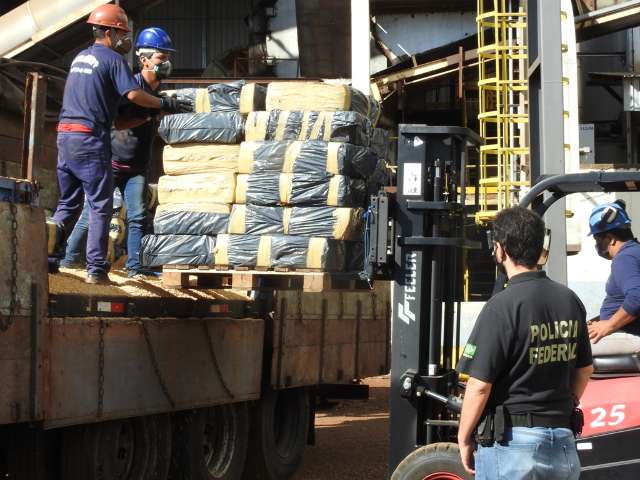 PF faz nova incinera&ccedil;&atilde;o de drogas e chega a 64 toneladas destru&iacute;das no ano