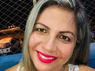 Regiane Marcondes Machado, de 33 anos, está presa desde o dia 24 de agosto do ano passado (Foto: Facebook/Reprodução)