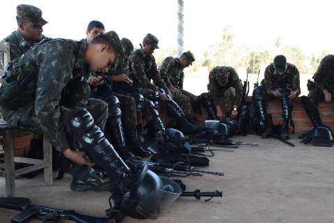 Exército abre licitação de quase 1 milhão para equipar "Força Pantanal"