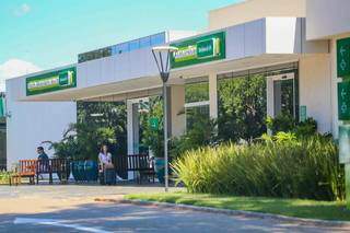 Hospital da Unimed tem 80% de leitos para covid ocupados, diz presidente Hospital da Unimed tem 80% de leitos para covid ocupados, diz presidente