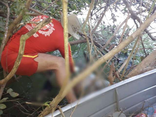 Corpo de homem desaparecido durante pescaria &eacute; encontrado &agrave;s margens de rio 