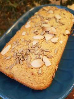 Com sementes de aveia, o pão é mais uma opção receita para lanche. (Foto: Mariana Corradi Gouvêa)