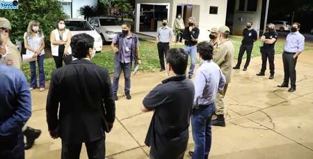 Bliz educativa alerta moradores e comerciantes sobre avan&ccedil;o da Covid-19 