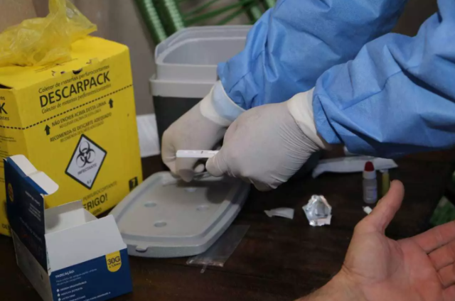 Pesquisa vai &agrave;s ruas de 3 cidades para teste de novo coronav&iacute;rus