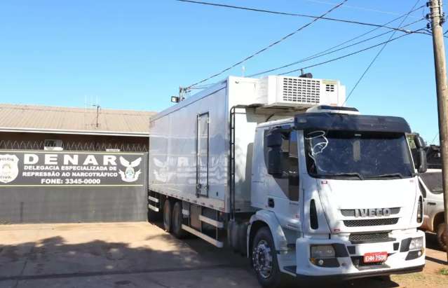 PM encontra caminh&atilde;o carregado com 1,5 t de maconha em dep&oacute;sito na Vila Carvalho