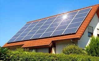 Projetos de energia solar serão incentivados na Capital