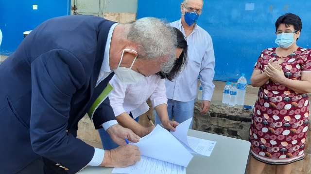 Vereadora defende interven&ccedil;&atilde;o em cidade que lidera casos de covid-19