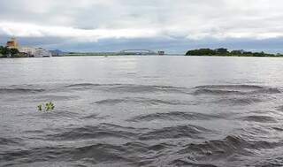 Mulher desaparece durante pescaria às margens do Rio Paraguai Mulher desaparece durante pescaria às margens do Rio Paraguai