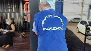 Depois da aglomera&ccedil;&atilde;o no domingo, bar &eacute; interditado pela Vigil&acirc;ncia  Sanit&aacute;ria