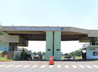 Entrada do Comando Militar do Oeste, em Campo Grande (Foto: Arquivo/Campo Grande News)