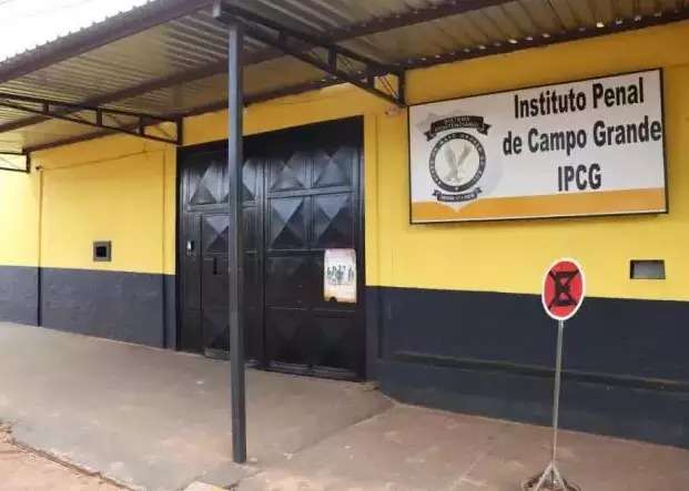 Estelionat&aacute;rio foi asfixiado por &quot;incomodar&quot; vizinhos de cela 