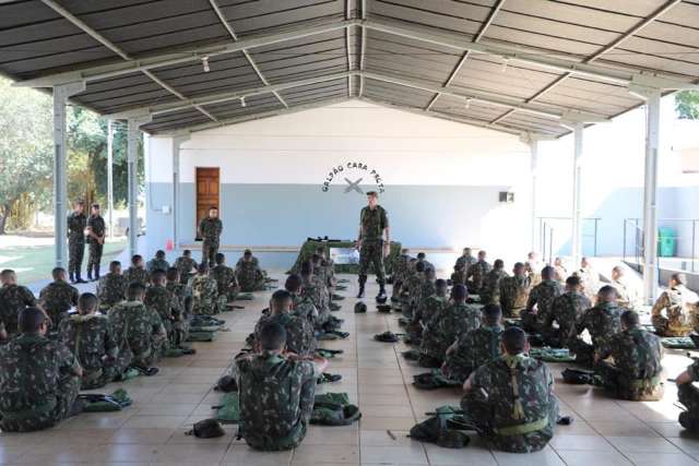 Ex&eacute;rcito em MS gasta R$ 4 milh&otilde;es com materiais como sinuca, pebolim e ping-pong