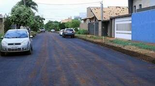 Obras de asfalto no Bairro Morumbi, em Campo Grande (Foto: Divulgação - Governo MS)