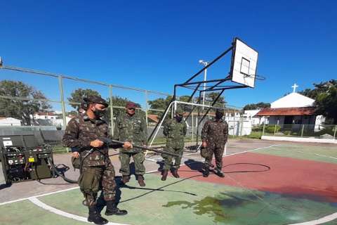 Exército compra R$ 140 mil em testes rápidos para covid-19 de empresa carioca