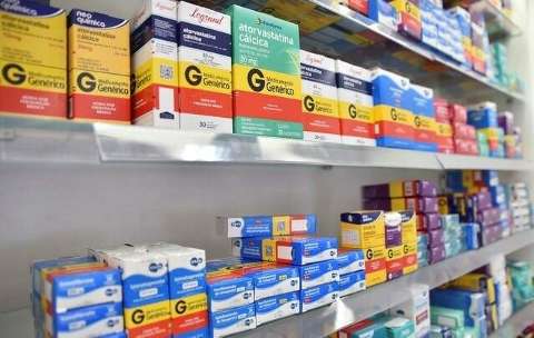 Secretaria revoga autorização para farmácias receberem receitas virtuais