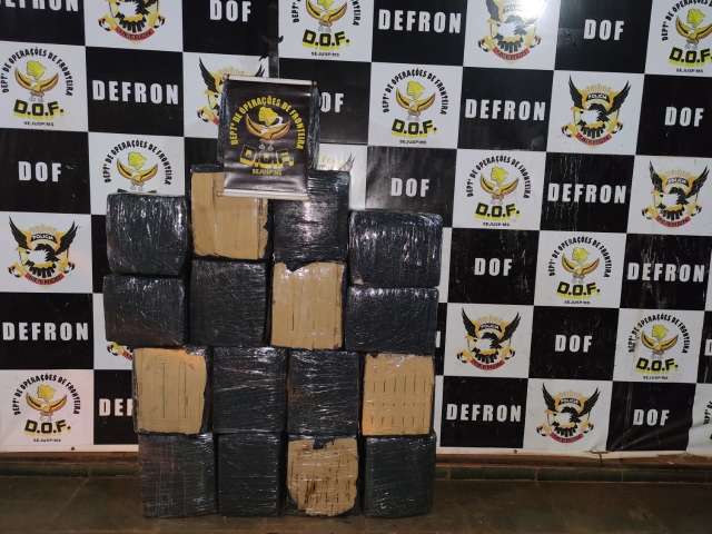 Em 24h, pol&iacute;cia apreende mais de 6,6 toneladas de maconha nas rodovias