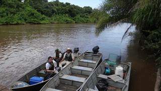 Pesquisadores vão coletar água e sedimento do rio para análise (Foto: Divulgação/UFMS)