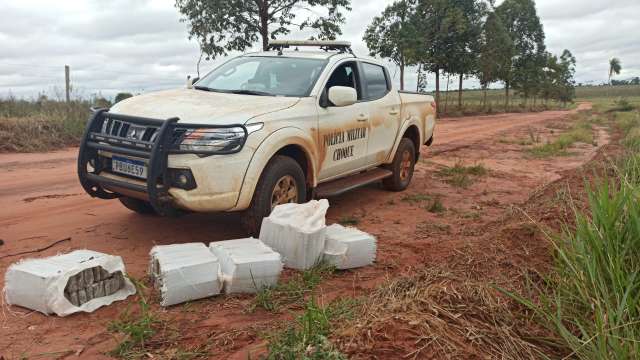 Choque prende traficante com carro cheio de maconha em estrada vicinal 