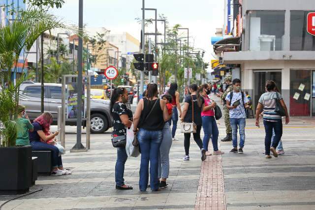 Em 1 semana, ritmo da covid na Capital vai de menos de 3 casos/hora para quase 5