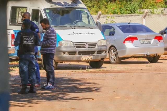 Coron&eacute;is s&atilde;o escolhidos para julgar oficiais presos por ajudar M&aacute;fia do Cigarro 