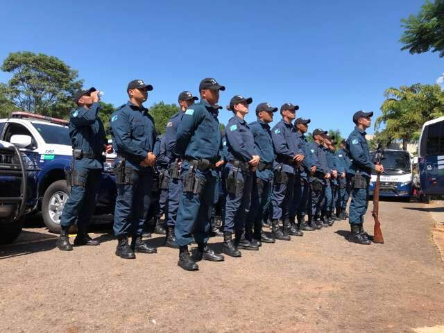 Pol&iacute;cia Militar n&atilde;o &eacute; violenta, dizem 55% dos participantes de pesquisa