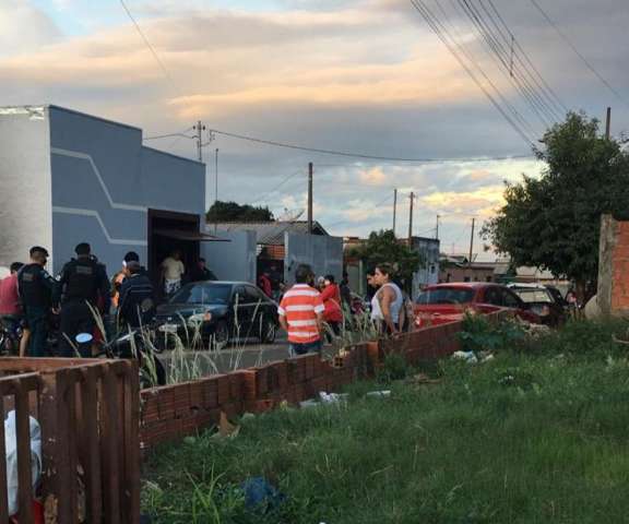 Paraguaio &eacute; executado por pistoleiro no meio da rua na fronteira