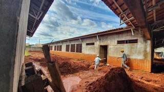 Obras em escola do Parati foram retomadas nesta semana (Foto: Divulgação)
