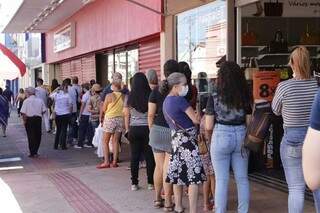 Pior taxa de isolamento em MS foi em junho, m&ecirc;s de recorde em casos e mortes