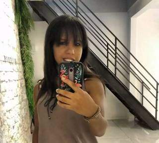 Carla tem 25 anos e mora no Tiradentes (Foto/Reprodução)