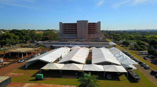 De 5 pacientes no in&iacute;cio de junho, Regional agora tem 52 internados com covid-19