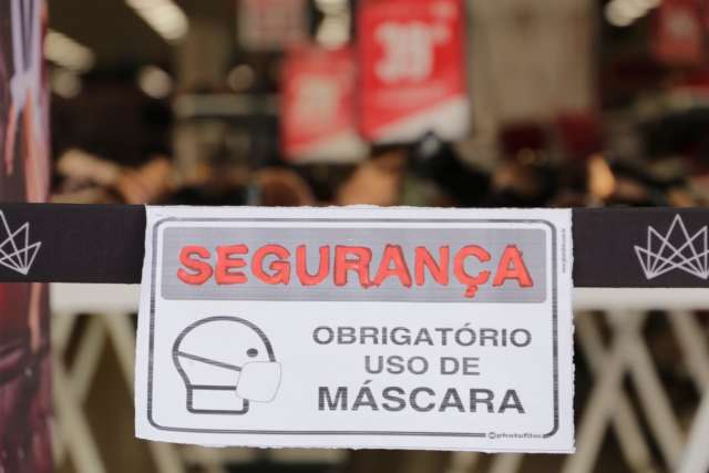 M&eacute;dia di&aacute;ria de mortes em julho &eacute; 3 vezes maior que no m&ecirc;s passado 