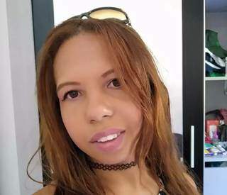 Carla Santana de Magalhães, 25 anos, estava desaparecida desde a noite do dia 30 de junho. (Foto: Reprodução/Facebook)