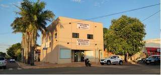 Fachada do prédio da Secretaria Municipal de Saúde de Bandeirantes (Foto: Divulgação/Prefeitura)