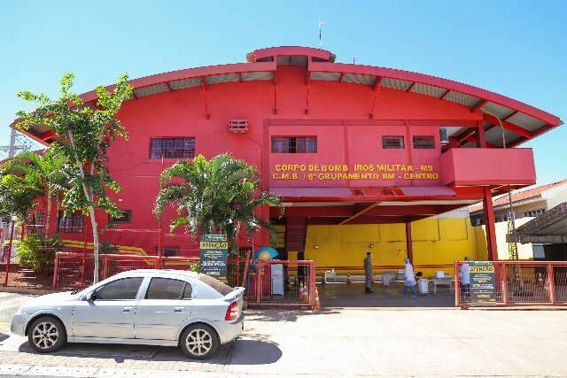 Alta demanda faz testes r&aacute;pidos esgotarem no drive thru da Capital