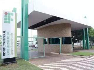 Entrada do campus do IFMS em Campo Grande. (Foto: Divulgação) 