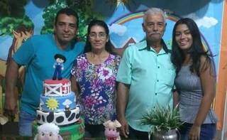 Junto com a família, João festejava e animava as festas. (Foto: Arquivo Pessoal)