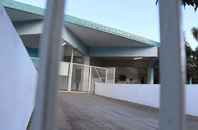 Novo drive-thru da covid vai funcionar &agrave; noite, na Escola L&uacute;cia Martins Coelho
