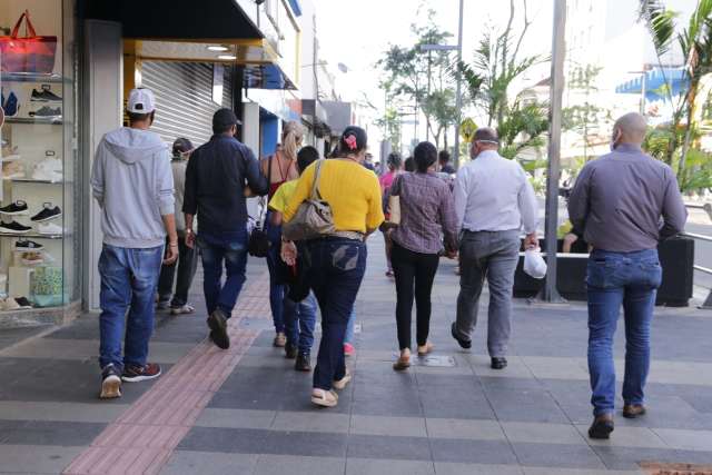 Mortes disparam, mas taxa de isolamento continua em 37% em MS