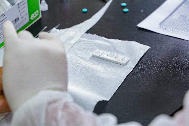 Brasil chega a 68 mil mortos por covid-19 e tem 1,7 milh&atilde;o de infectados