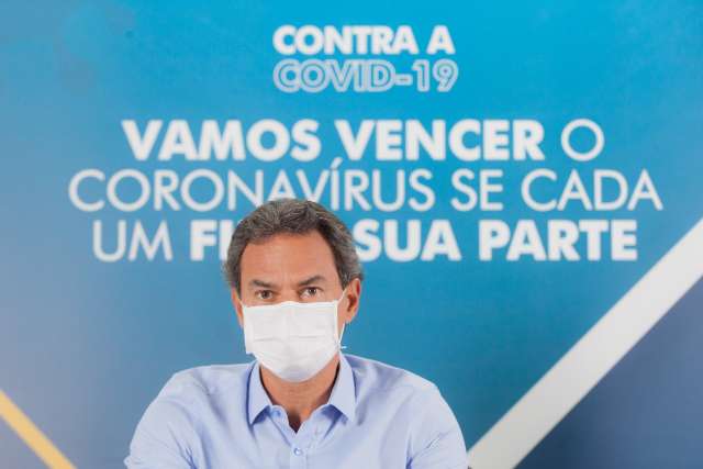 Para frear &ldquo;agito&rdquo; na noite, prefeito decide fazer toque de recolher &agrave;s 20h